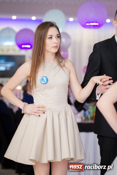 Zdjęcie w galerii na portalu naszraciborz.pl: Gastronomik na balu maturalnym w Rogowie  wiadomości z regionu