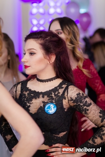 Zdjęcie w galerii na portalu naszraciborz.pl: Gastronomik na balu maturalnym w Rogowie  wiadomości z regionu