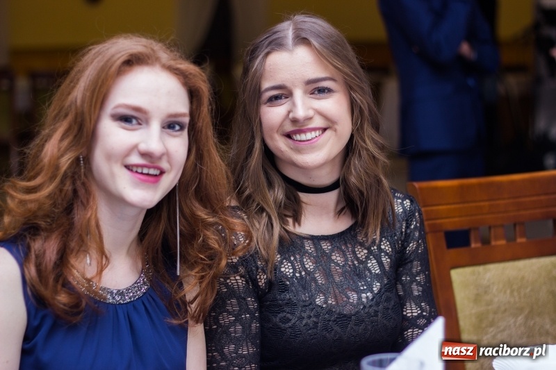 Zdjęcie w galerii na portalu naszraciborz.pl: Studniówka Mechanika w Pogrzebieniu wiadomości z regionu