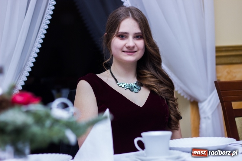 Zdjęcie w galerii na portalu naszraciborz.pl: Studniówka Mechanika w Pogrzebieniu wiadomości z regionu