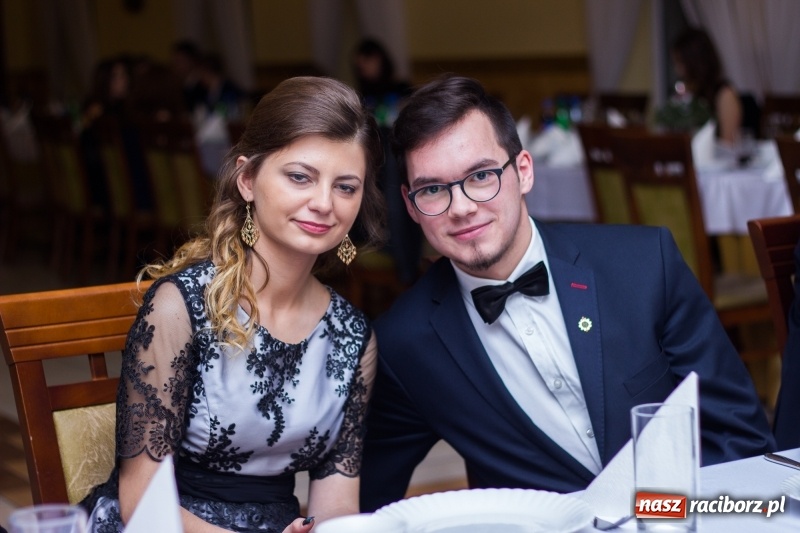 Zdjęcie w galerii na portalu naszraciborz.pl: Studniówka Mechanika w Pogrzebieniu wiadomości z regionu