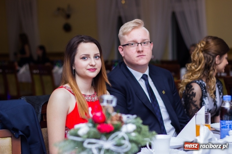 Zdjęcie w galerii na portalu naszraciborz.pl: Studniówka Mechanika w Pogrzebieniu wiadomości z regionu