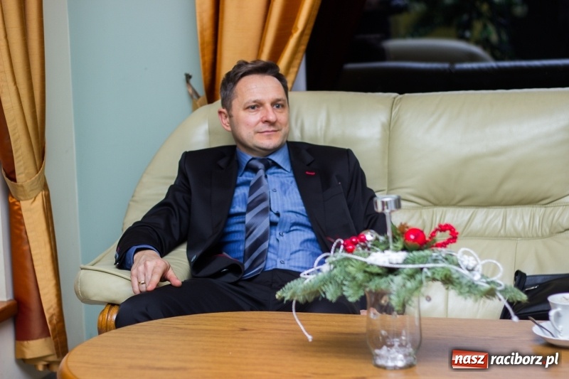 Zdjęcie w galerii na portalu naszraciborz.pl: Studniówka Mechanika w Pogrzebieniu wiadomości z regionu