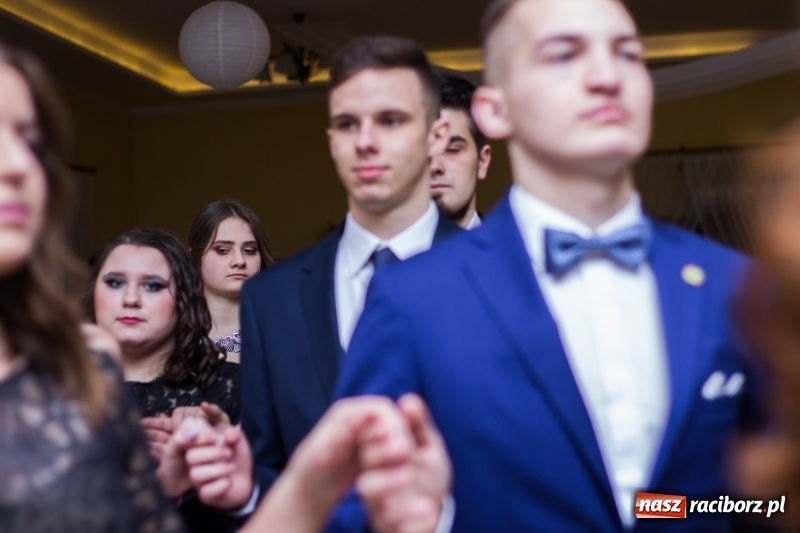 Zdjęcie w galerii na portalu naszraciborz.pl: Studniówka Mechanika w Pogrzebieniu wiadomości z regionu