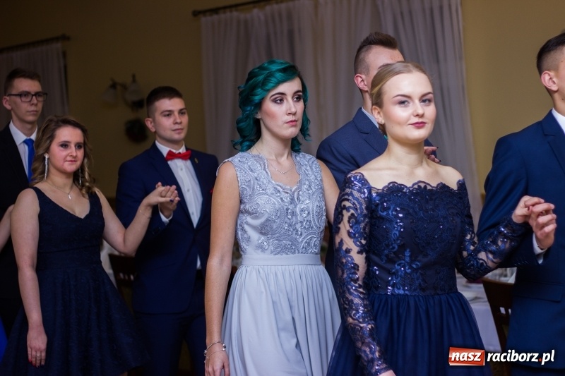 Zdjęcie w galerii na portalu naszraciborz.pl: Studniówka Mechanika w Pogrzebieniu wiadomości z regionu