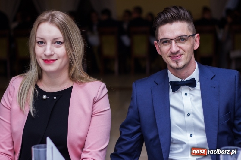 Zdjęcie w galerii na portalu naszraciborz.pl: Studniówka Mechanika w Pogrzebieniu wiadomości z regionu