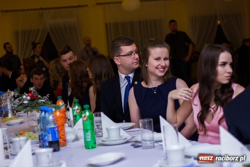 Zdjęcie w galerii na portalu naszraciborz.pl: Studniówka Mechanika w Pogrzebieniu wiadomości z regionu