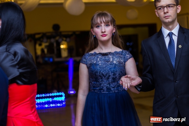 Zdjęcie w galerii na portalu naszraciborz.pl: Studniówka Mechanika w Pogrzebieniu wiadomości z regionu