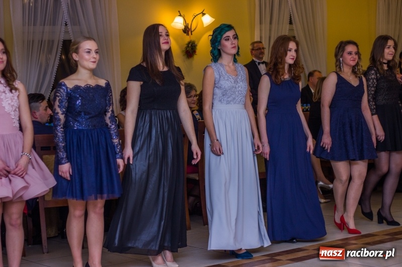 Zdjęcie w galerii na portalu naszraciborz.pl: Studniówka Mechanika w Pogrzebieniu wiadomości z regionu