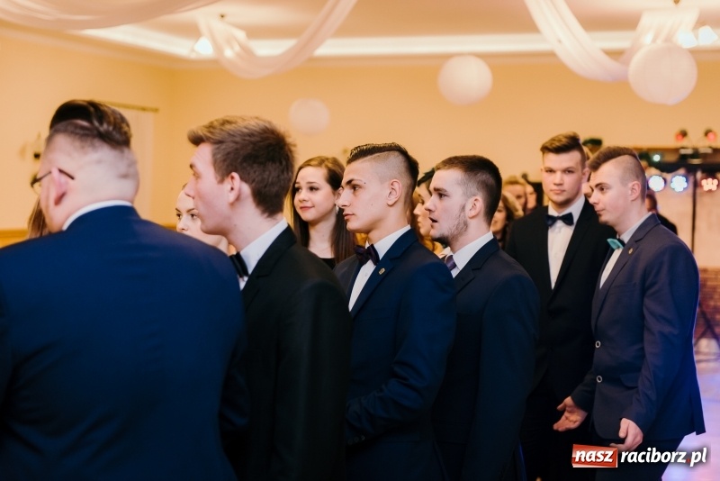 Zdjęcie w galerii na portalu naszraciborz.pl: Studniówka Mechanika w Pogrzebieniu wiadomości z regionu