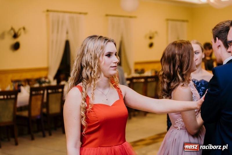 Zdjęcie w galerii na portalu naszraciborz.pl: Studniówka Mechanika w Pogrzebieniu wiadomości z regionu