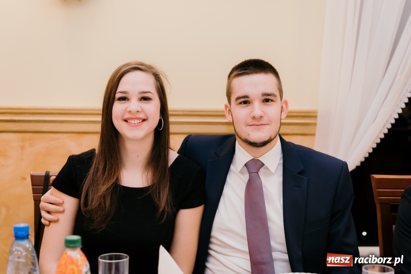 Zdjęcie w galerii na portalu naszraciborz.pl: Studniówka Mechanika w Pogrzebieniu wiadomości z regionu