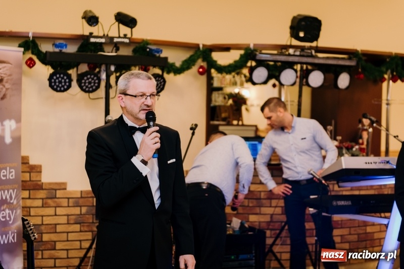 Zdjęcie w galerii na portalu naszraciborz.pl: Studniówka Mechanika w Pogrzebieniu wiadomości z regionu