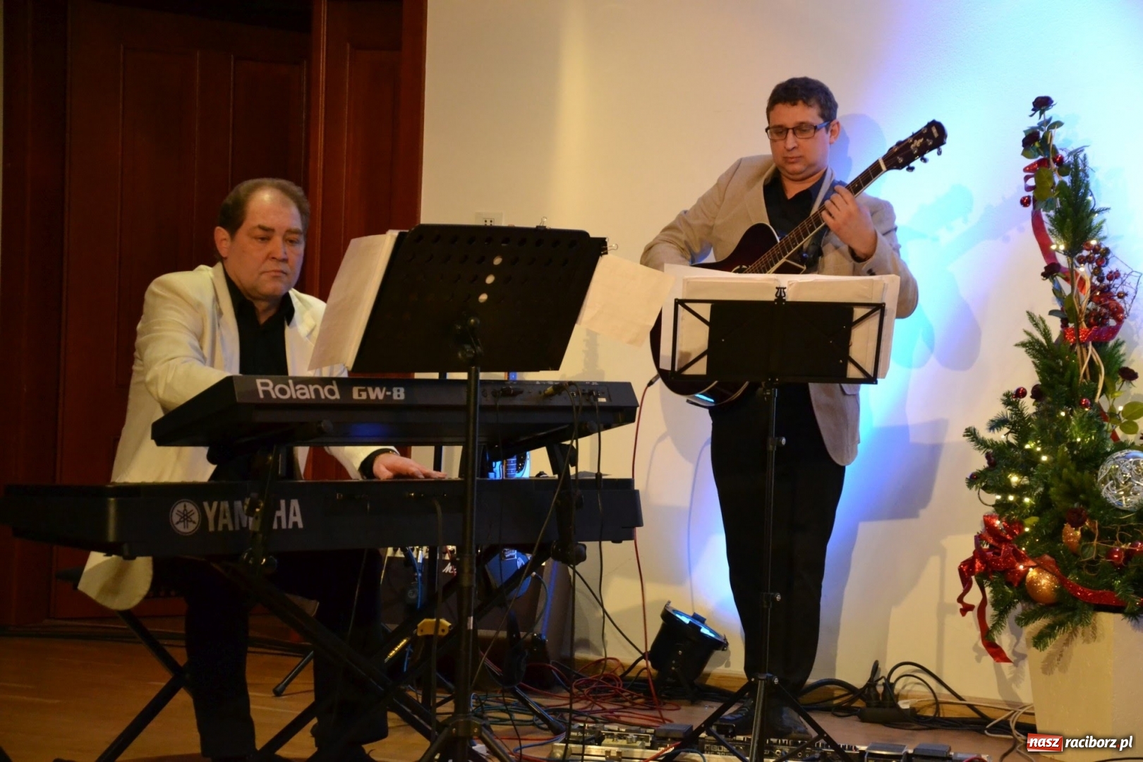 Zdjęcie w galerii na portalu naszraciborz.pl: Grupa Bez Nazwy zagrała na Zamku Piastowskim  wiadomości z regionu