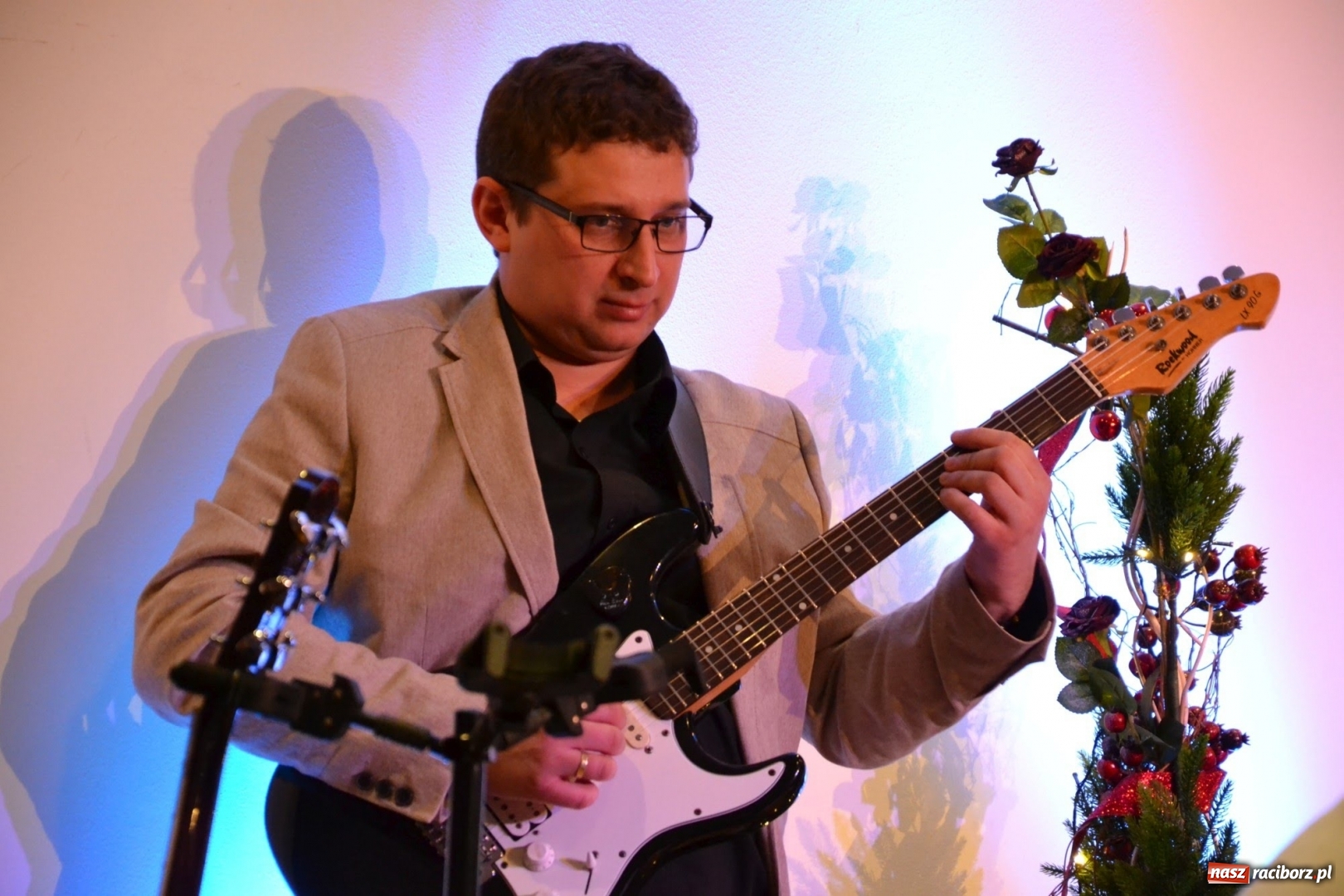 Zdjęcie w galerii na portalu naszraciborz.pl: Grupa Bez Nazwy zagrała na Zamku Piastowskim  wiadomości z regionu