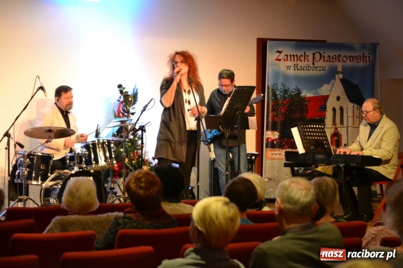 Zdjęcie w galerii na portalu naszraciborz.pl: Grupa Bez Nazwy zagrała na Zamku Piastowskim  wiadomości z regionu