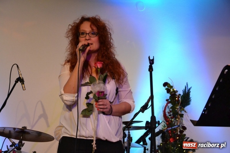 Zdjęcie w galerii na portalu naszraciborz.pl: Grupa Bez Nazwy zagrała na Zamku Piastowskim  wiadomości z regionu