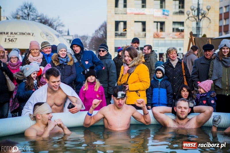 Zdjęcie w galerii na portalu naszraciborz.pl: Rekord raciborskiej Orkiestry. Oficjalne podsumowanie  wiadomości z regionu