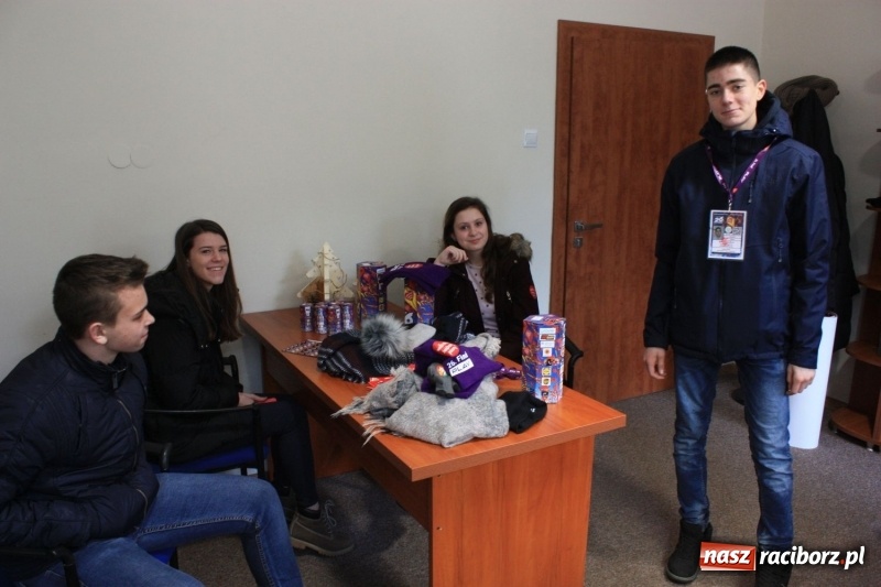 Zdjęcie w galerii na portalu naszraciborz.pl: W Krzanowicach kolejny rekord. Ponad 7 tys. zł na WOŚP  wiadomości z regionu