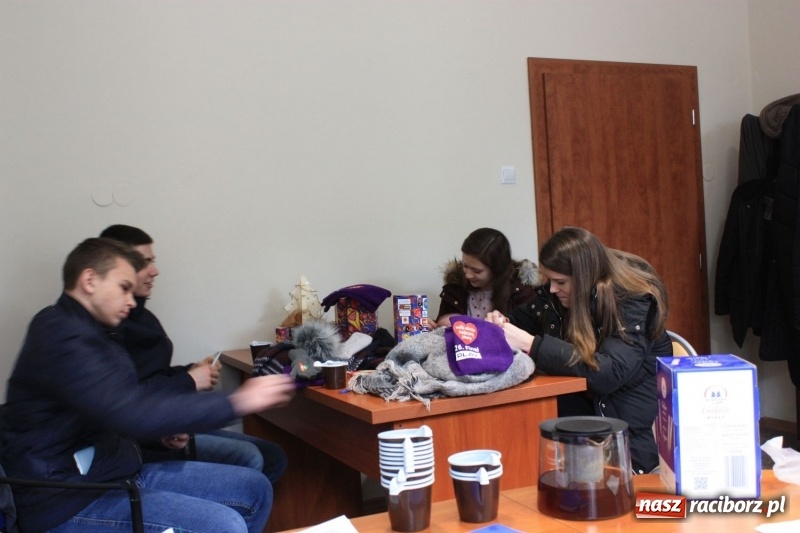 Zdjęcie w galerii na portalu naszraciborz.pl: W Krzanowicach kolejny rekord. Ponad 7 tys. zł na WOŚP  wiadomości z regionu