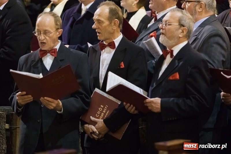 Zdjęcie w galerii na portalu naszraciborz.pl: XXVII koncert kolęd i pastorałek w kościele pw. NSPJ w Raciborzu wiadomości z regionu