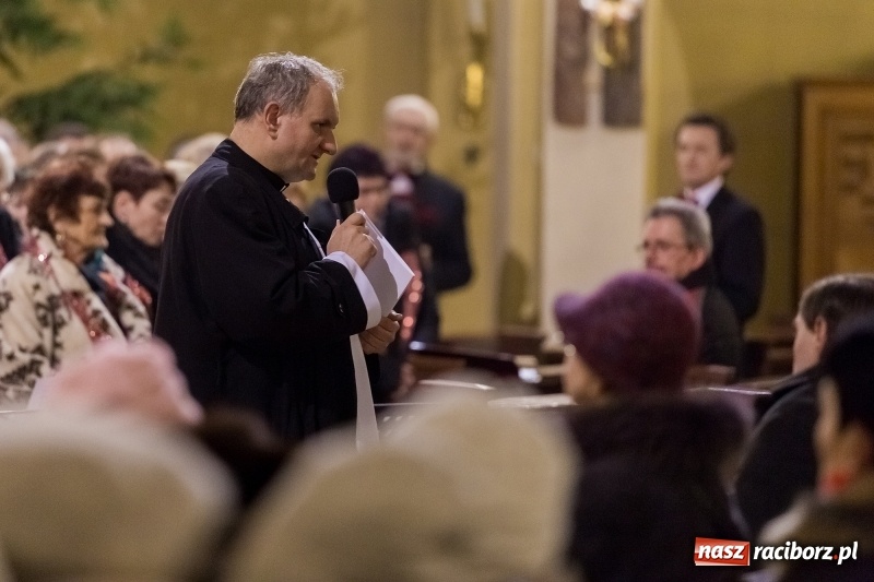 Zdjęcie w galerii na portalu naszraciborz.pl: XXVII koncert kolęd i pastorałek w kościele pw. NSPJ w Raciborzu wiadomości z regionu