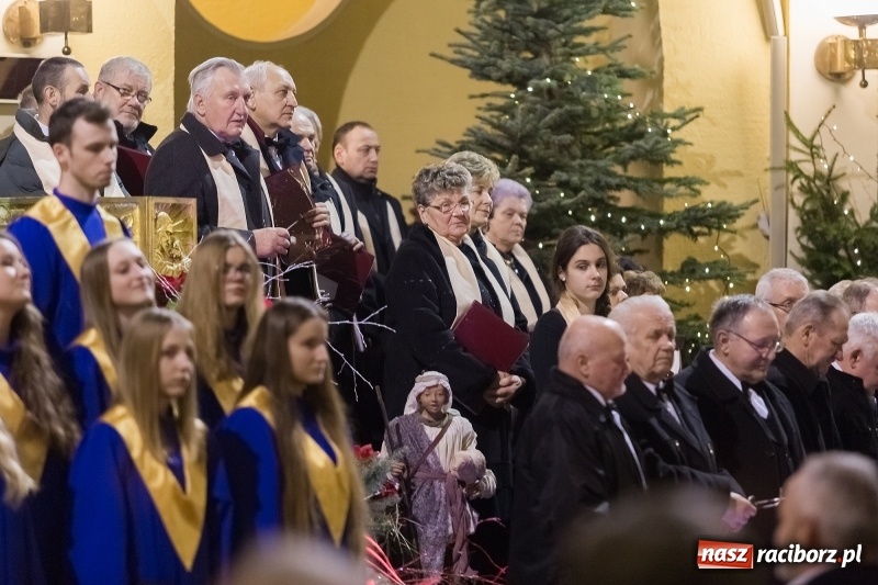 Zdjęcie w galerii na portalu naszraciborz.pl: XXVII koncert kolęd i pastorałek w kościele pw. NSPJ w Raciborzu wiadomości z regionu