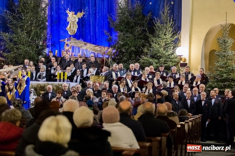 Zdjęcie w galerii na portalu naszraciborz.pl: XXVII koncert kolęd i pastorałek w kościele pw. NSPJ w Raciborzu wiadomości z regionu