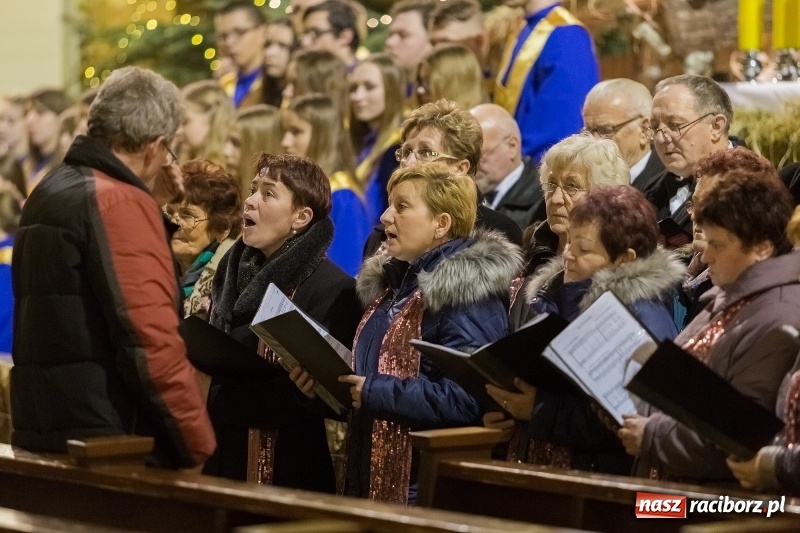 Zdjęcie w galerii na portalu naszraciborz.pl: XXVII koncert kolęd i pastorałek w kościele pw. NSPJ w Raciborzu wiadomości z regionu