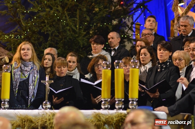 Zdjęcie w galerii na portalu naszraciborz.pl: XXVII koncert kolęd i pastorałek w kościele pw. NSPJ w Raciborzu wiadomości z regionu