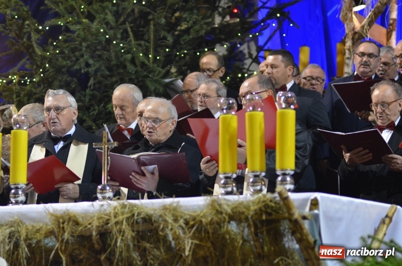 Zdjęcie w galerii na portalu naszraciborz.pl: XXVII koncert kolęd i pastorałek w kościele pw. NSPJ w Raciborzu wiadomości z regionu