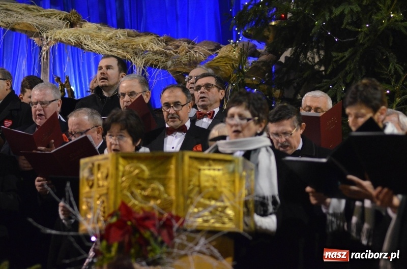 Zdjęcie w galerii na portalu naszraciborz.pl: XXVII koncert kolęd i pastorałek w kościele pw. NSPJ w Raciborzu wiadomości z regionu