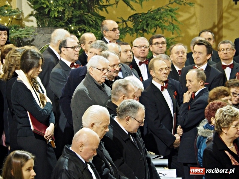 Zdjęcie w galerii na portalu naszraciborz.pl: XXVII koncert kolęd i pastorałek w kościele pw. NSPJ w Raciborzu wiadomości z regionu