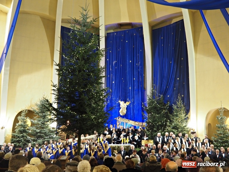 Zdjęcie w galerii na portalu naszraciborz.pl: XXVII koncert kolęd i pastorałek w kościele pw. NSPJ w Raciborzu wiadomości z regionu