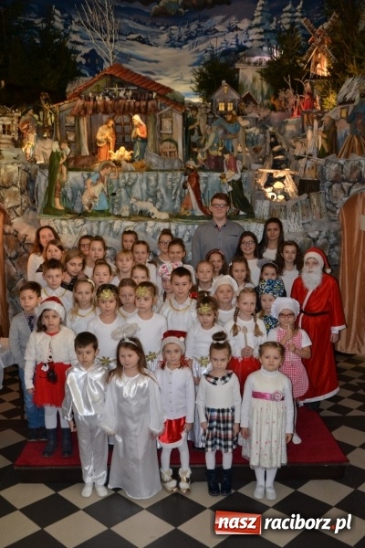 Zdjęcie w galerii na portalu naszraciborz.pl: W tworkowskim kościele zabrzmiały kolędy i pastorałki  wiadomości z regionu