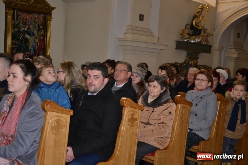 Zdjęcie w galerii na portalu naszraciborz.pl: W tworkowskim kościele zabrzmiały kolędy i pastorałki  wiadomości z regionu