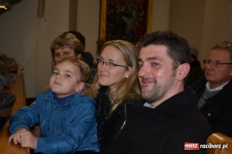 Zdjęcie w galerii na portalu naszraciborz.pl: W tworkowskim kościele zabrzmiały kolędy i pastorałki  wiadomości z regionu