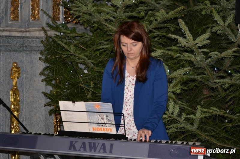 Zdjęcie w galerii na portalu naszraciborz.pl: W tworkowskim kościele zabrzmiały kolędy i pastorałki  wiadomości z regionu