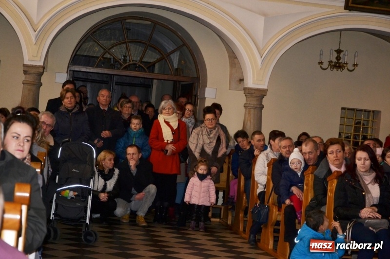 Zdjęcie w galerii na portalu naszraciborz.pl: W tworkowskim kościele zabrzmiały kolędy i pastorałki  wiadomości z regionu