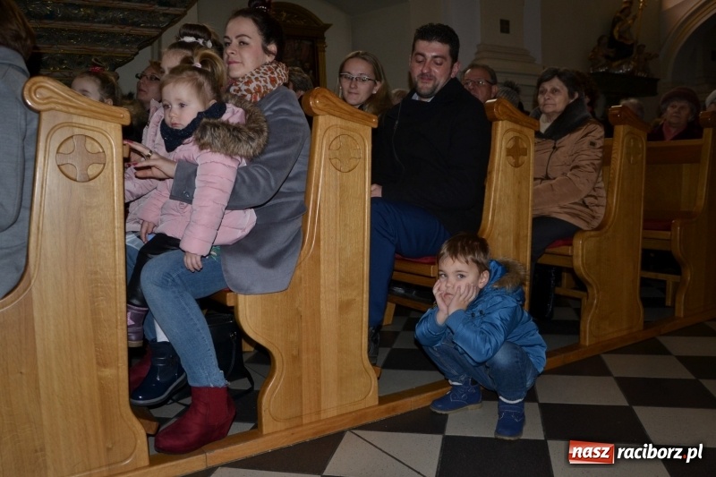 Zdjęcie w galerii na portalu naszraciborz.pl: W tworkowskim kościele zabrzmiały kolędy i pastorałki  wiadomości z regionu