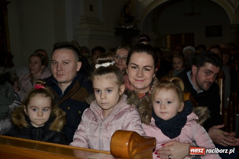 Zdjęcie w galerii na portalu naszraciborz.pl: W tworkowskim kościele zabrzmiały kolędy i pastorałki  wiadomości z regionu