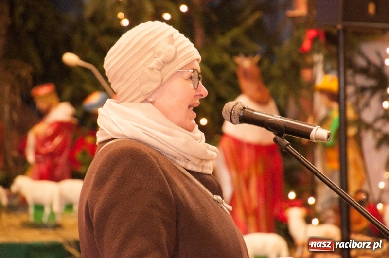 Zdjęcie w galerii na portalu naszraciborz.pl: Weihnachtskonzert – dziesięć chórów i zespołów na świątecznym koncercie DFK w markowickim kościele wiadomości z regionu