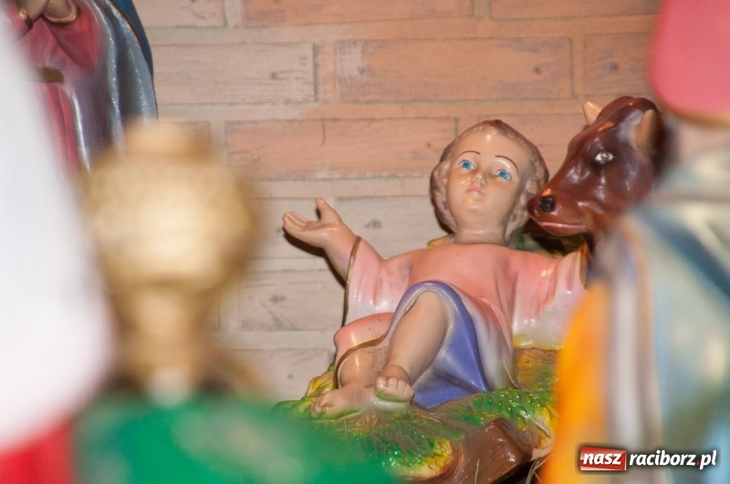 Zdjęcie w galerii na portalu naszraciborz.pl: Weihnachtskonzert – dziesięć chórów i zespołów na świątecznym koncercie DFK w markowickim kościele wiadomości z regionu