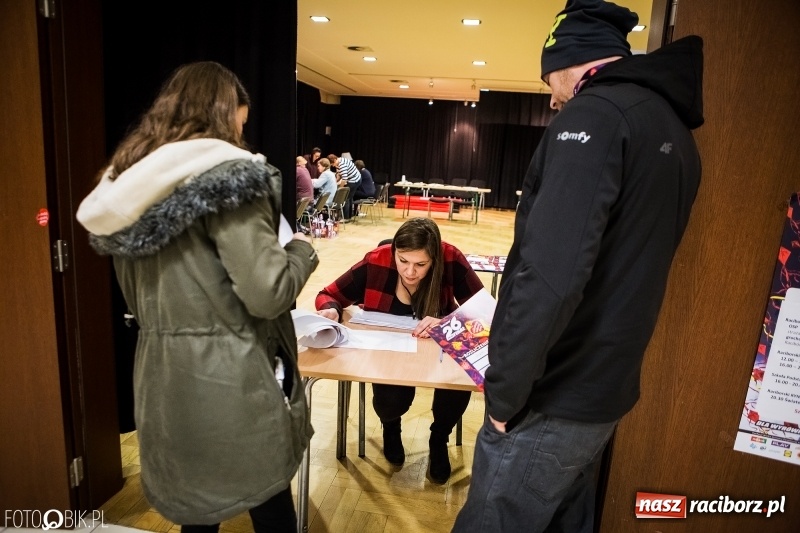 Zdjęcie w galerii na portalu naszraciborz.pl: Rekord w Raciborzu. Ponad 100 tys. zł z kwesty i licytacji Wielkiej Orkiestry Świątecznej Pomocy wiadomości z regionu