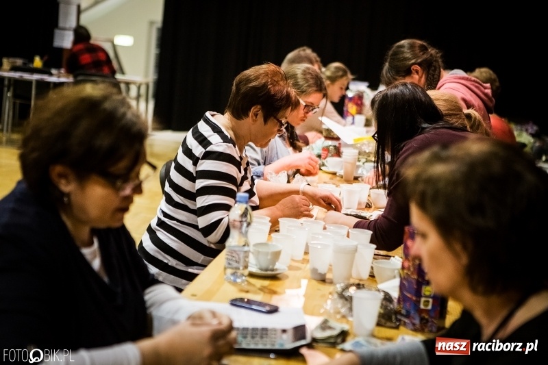 Zdjęcie w galerii na portalu naszraciborz.pl: Rekord w Raciborzu. Ponad 100 tys. zł z kwesty i licytacji Wielkiej Orkiestry Świątecznej Pomocy wiadomości z regionu
