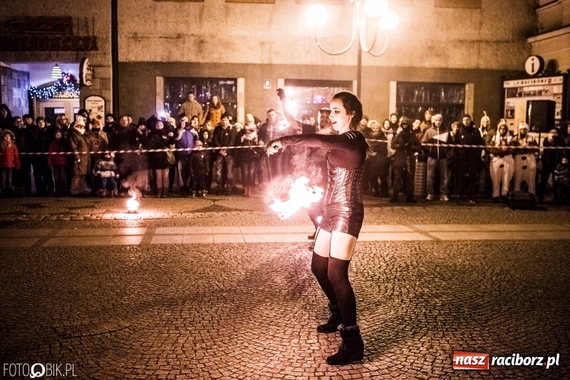 Zdjęcie w galerii na portalu naszraciborz.pl: Rekord w Raciborzu. Ponad 100 tys. zł z kwesty i licytacji Wielkiej Orkiestry Świątecznej Pomocy wiadomości z regionu