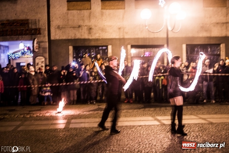 Zdjęcie w galerii na portalu naszraciborz.pl: Rekord w Raciborzu. Ponad 100 tys. zł z kwesty i licytacji Wielkiej Orkiestry Świątecznej Pomocy wiadomości z regionu