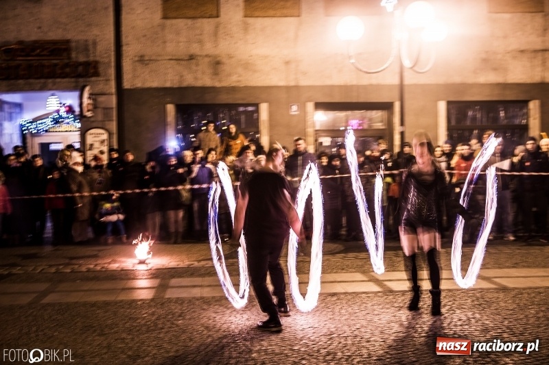 Zdjęcie w galerii na portalu naszraciborz.pl: Rekord w Raciborzu. Ponad 100 tys. zł z kwesty i licytacji Wielkiej Orkiestry Świątecznej Pomocy wiadomości z regionu