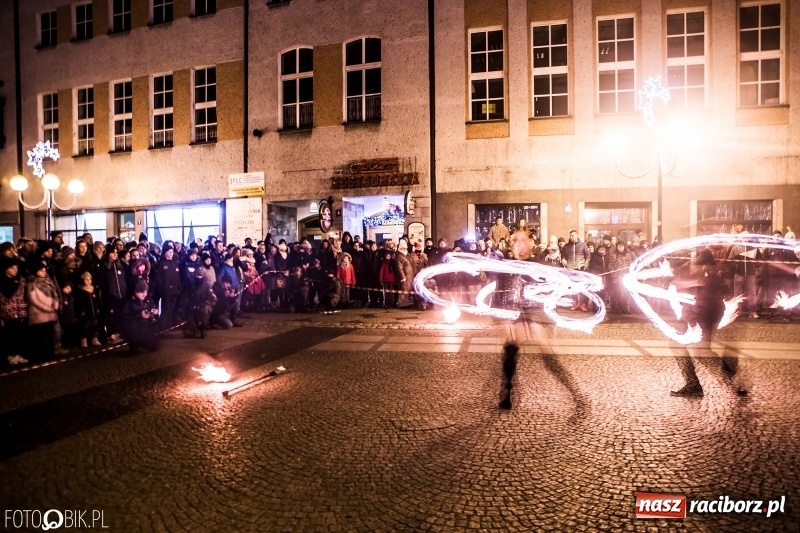 Zdjęcie w galerii na portalu naszraciborz.pl: Rekord w Raciborzu. Ponad 100 tys. zł z kwesty i licytacji Wielkiej Orkiestry Świątecznej Pomocy wiadomości z regionu