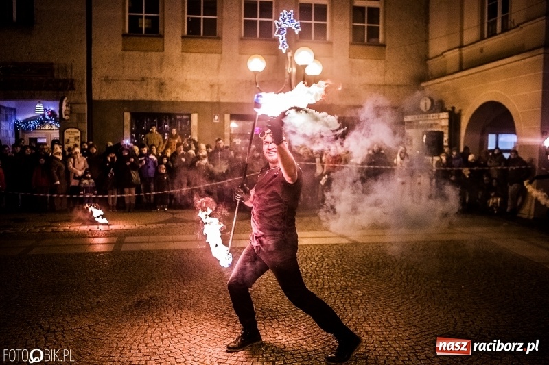Zdjęcie w galerii na portalu naszraciborz.pl: Rekord w Raciborzu. Ponad 100 tys. zł z kwesty i licytacji Wielkiej Orkiestry Świątecznej Pomocy wiadomości z regionu